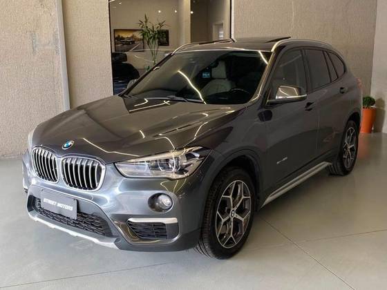BMW X1 2.0 16V TURBO ACTIVEFLEX SDRIVE20I X-LINE 4P AUTOMÁTICO BMW X1 2.0 16V TURBO ACTIVEFLEX SDRIVE20I X-LINE 4P AUTOMÁTICO